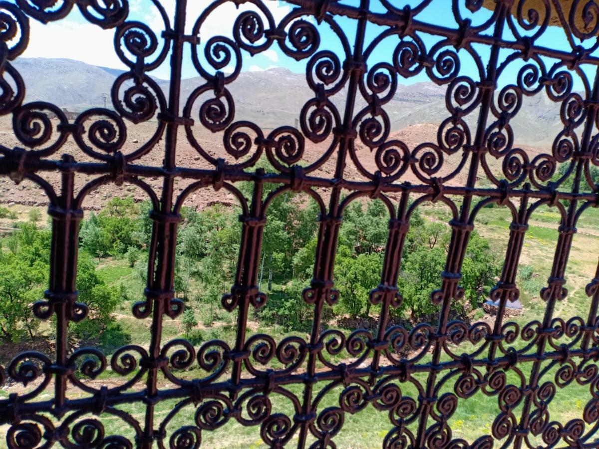 Tizi Maison d'Hôtes Telouet Esterno foto
